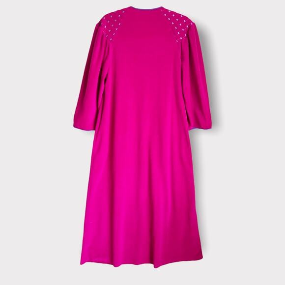 Vintage 1970s Vanity Fair Full Length House Coat Robe Nightgown Fuchsia Small - Picture 2 of 13